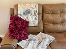 Load image into Gallery viewer, Headrest Cover and armrest set Swan design
