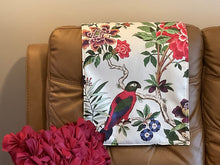 Cargar imagen en el visor de la galería, Furniture Headrest Cover for Slipcover Furniture Protectors - Bird in Flowers
